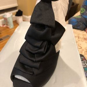 Black dress high heel shoes